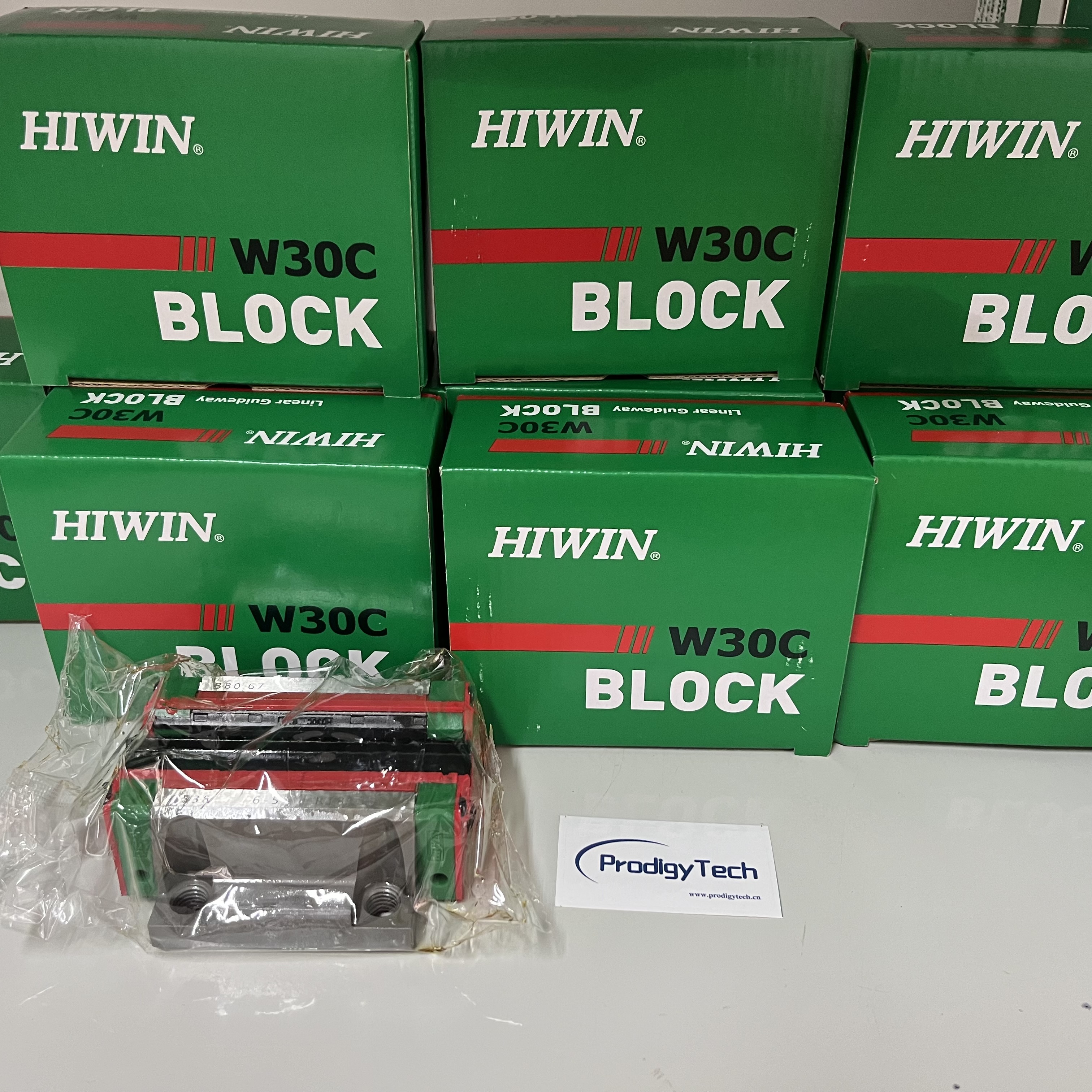 hiwin linear bearing block 1