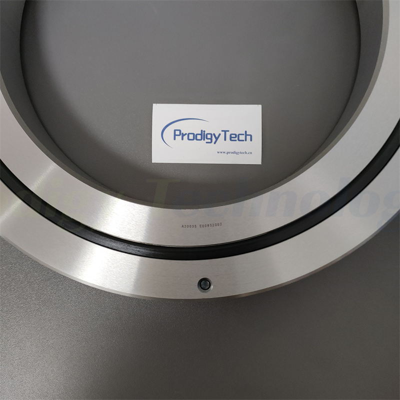 HIWIN Crossed Roller Bearing CRBA 200 35 WW C8 P5 Roller Bearing